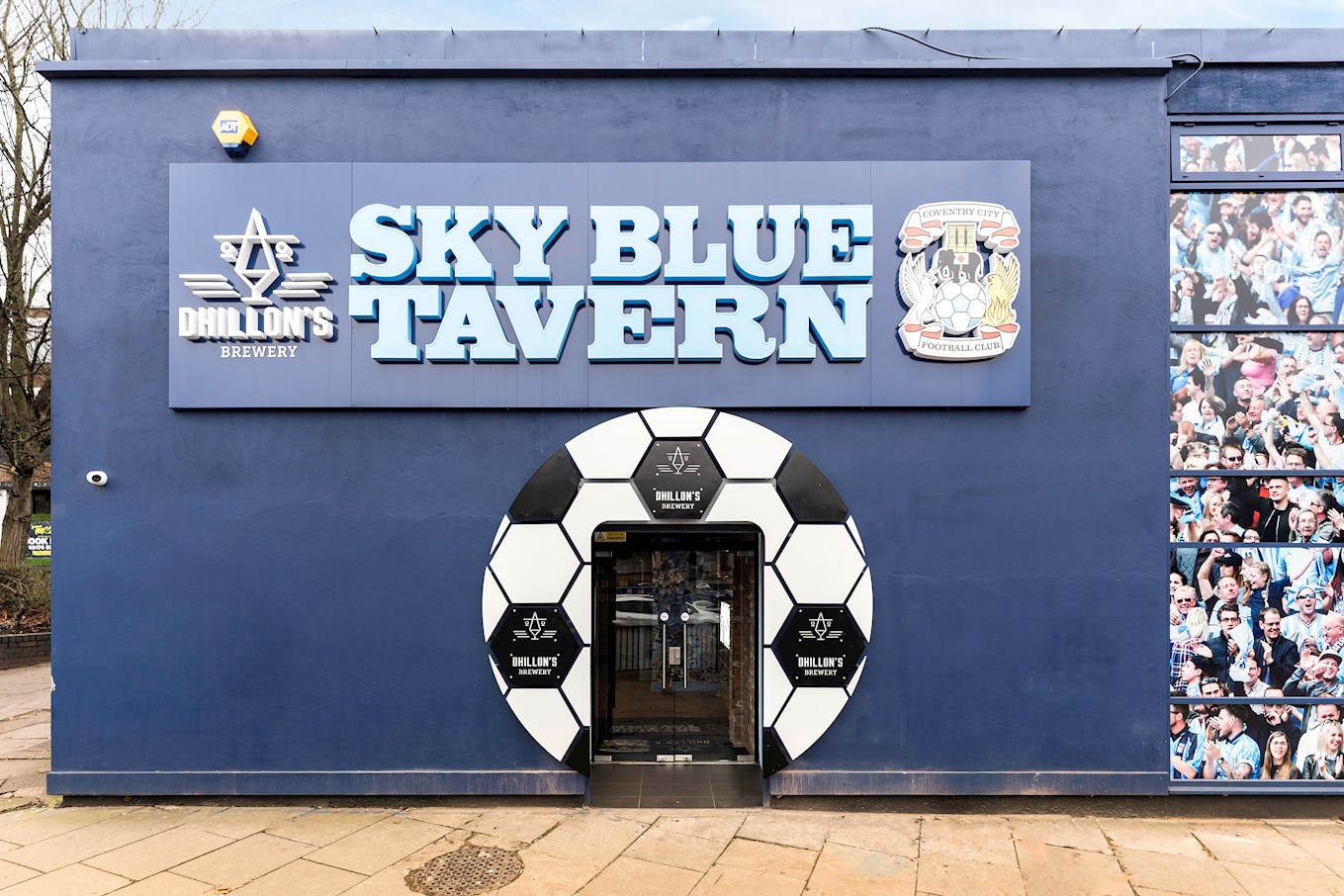 Sky Blue Tavern - by Rich Phillips Photography 01825.jpg